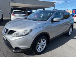 2015 Nissan
                QASHQAI TS