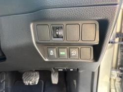 2015 Nissan
                QASHQAI TS