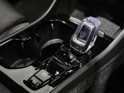 2022 Volvo
XC40 Ultimate B4 Bright