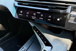 2025 Peugeot 3008 GT Premium Hybrid