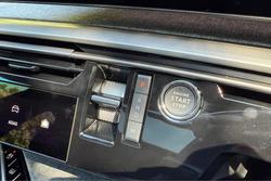 2025 Peugeot 3008 GT Premium Hybrid