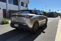 2025 Peugeot 3008 GT Premium Hybrid