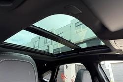 2025 Peugeot 3008 GT Premium Hybrid