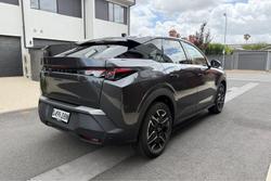 2025 Peugeot 3008 GT Premium Hybrid