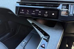 2025 Peugeot 3008 GT Premium Hybrid