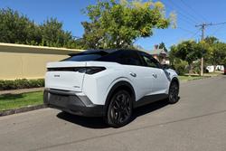 2025 Peugeot
3008 GT Premium Hybrid