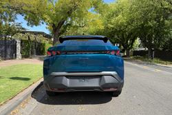2025 Peugeot
3008 GT Premium Hybrid