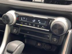2023 Toyota
RAV4 GX