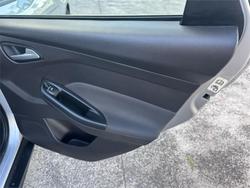 2017 FORD
FOCUS TREND