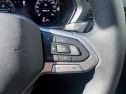 2025 Volkswagen
Caddy TSI220