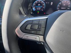 2025 Volkswagen
Caddy TSI220
