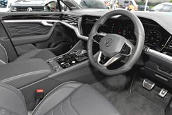 2024 Volkswagen
                Touareg 210TDI R-Line