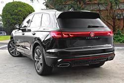 2024 Volkswagen
                Touareg 210TDI R-Line
