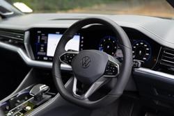 2024 Volkswagen Touareg 210TDI R-Line