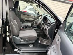 2017 Mitsubishi
Triton GLX+