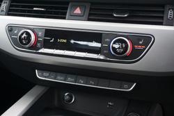 2022 Audi
A4 35 TFSI S line