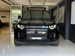 2023 Land Rover
                Defender 130 P400 X-Dynamic SE