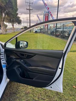 2017 Subaru
XV 2.0i