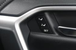 2021 Toyota
RAV4 Cruiser