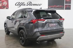 2021 Toyota
RAV4 Cruiser