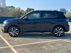 2025 Volkswagen
T-Cross 85TSI R-Line