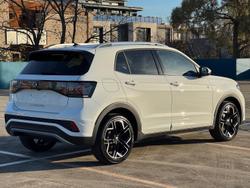 2025 Volkswagen
T-Cross 85TSI R-Line