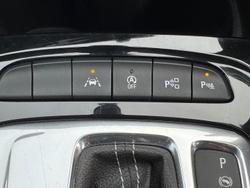 2019 Holden
Commodore LT