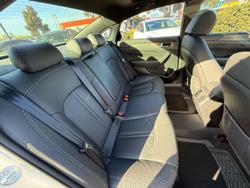 2018 Hyundai
                Sonata Premium