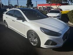 2018 Hyundai
                Sonata Premium