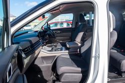 2024 Kia
                Carnival S