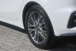 2024 Kia
Cerato Sport