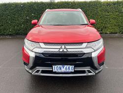 2018 Mitsubishi
Outlander ES