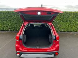 2018 Mitsubishi
Outlander ES