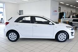 2022 Kia
Rio S