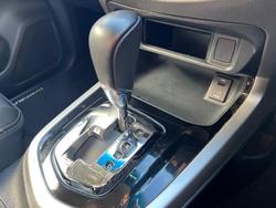 2019 Nissan
Navara ST