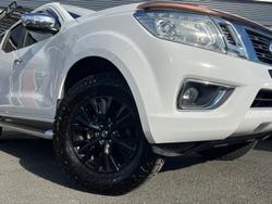 2019 Nissan
Navara ST