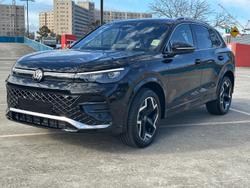 2025 Volkswagen
Tiguan 150TSI R-Line