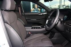 2025 Hyundai
Palisade Calligraphy Black Ink