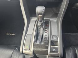 2017 Honda
Civic VTi-L