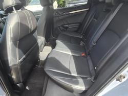 2017 Honda
Civic VTi-L