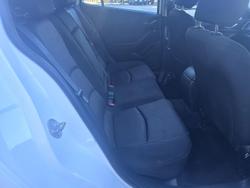 2016 Mazda
3 Maxx