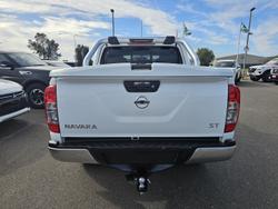 2019 Nissan
Navara ST