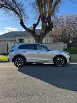 2025 Volkswagen
Tiguan 150TSI R-Line