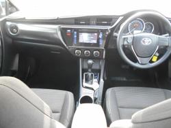 2017 Toyota
Corolla Ascent