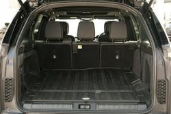 2024 Land Rover Discovery D350 Dynamic SE Series 5 MY25 4X4 Carpathian Grey