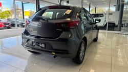 2024 Mazda
2 G15 Pure