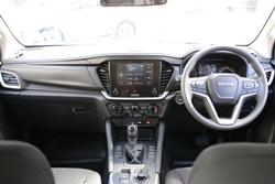 2025 Isuzu
MU-X LS-M