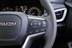 2025 Isuzu
MU-X LS-M