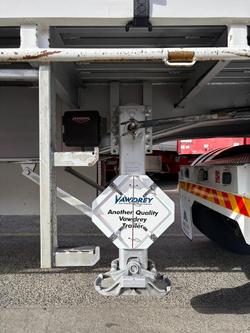2018 Vawdrey St3 36 Pallet Sd B Double, Rear Doors
