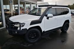 2022 Toyota
Landcruiser LC300 3.3L V6 DSL GX 5 Seats